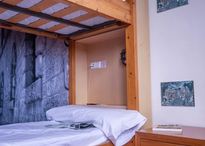 Hostel Inout
