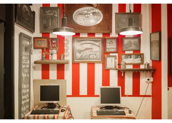 Inout Hostel La Floresta Pearson