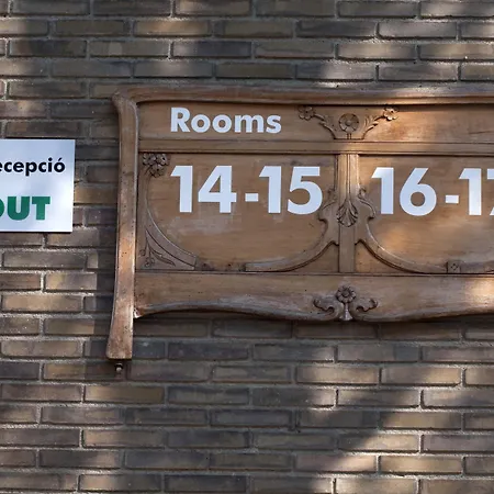 Inout Albergue La Floresta Pearson