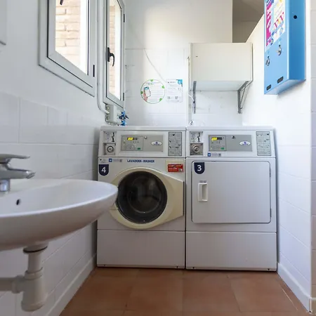 Inout Albergue *