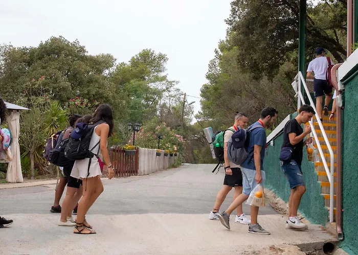 Inout Hostel La Floresta Pearson